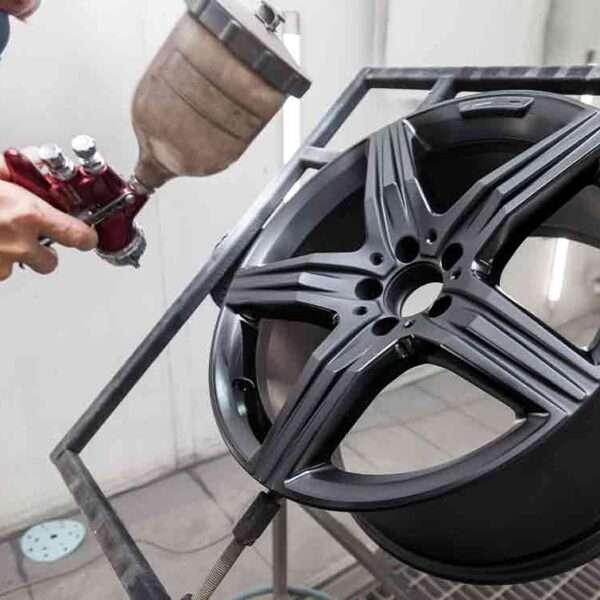 Alloy Wheel dechroming in car hub