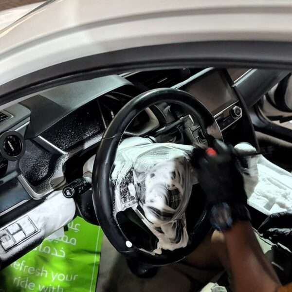 Deep cleaning in car hub dubai