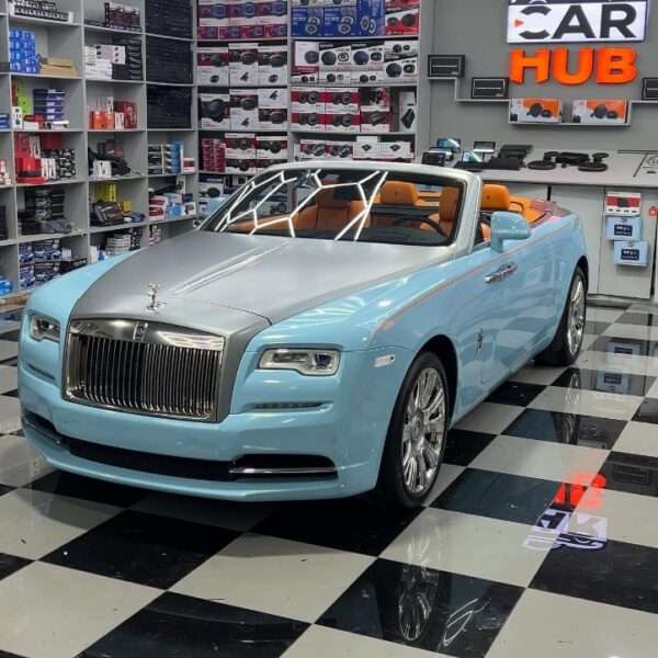 Rolls Royce Wrapping in Car Hub